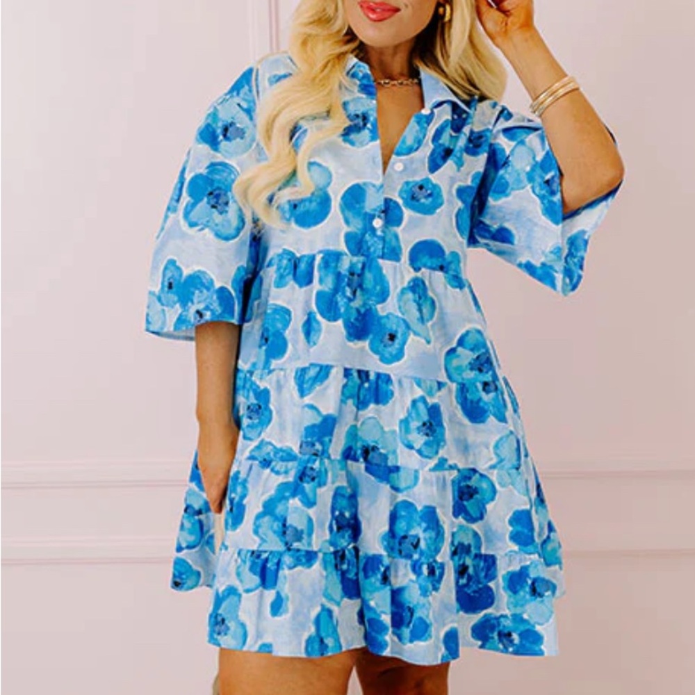 Blue Floral Button-Up Dress ROMANTIC STORY SHIFT DRESS IN BLUE CURVES